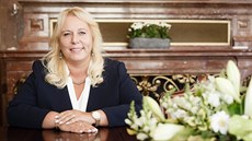 Klára Dostálová, ministryně pro místní rozvoj. Klára Dostálová, ministryně pro místní rozvoj.