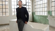 Ředitel Exekutorského úřadu v Přerově Robert Runták. Známý je i díky své sbírce... Ředitel Exekutorského úřadu v Přerově Robert Runták. Známý je i díky své sbírce...