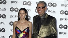 Emilie Livingstone a Jeff Goldblum na udílení cen GQ Men of The Year (Londýn,...