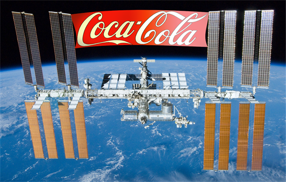 Jak by mohla vypadat ISS ovená reklamou? (montá)