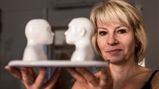 Soška, kterou si v sobotu večer odveze z Přelouče některý z oceněných dabérů. Soška, kterou si v sobotu večer odveze z Přelouče některý z oceněných dabérů.