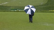 Golfové BMW Championship se v neděli nedohrálo, na vině je počasí. Golfové BMW Championship se v neděli nedohrálo, na vině je počasí.