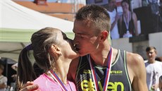 Jiří Šacl a Lucie Maršánová, partneři a vítězové Jihlavského půlmaratonu Jiří Šacl a Lucie Maršánová, partneři a vítězové Jihlavského půlmaratonu