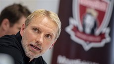 Tomáš Martinec, hlavní trenér hokejistů Hradce Králové Tomáš Martinec, hlavní trenér hokejistů Hradce Králové
