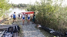 Olomoucký veslařský klub se přestěhoval na vodní plochu štěrkovny u obce Grygov Olomoucký veslařský klub se přestěhoval na vodní plochu štěrkovny u obce Grygov