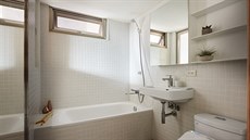 Zásadním poadavkem majitelky byla kvalitní koupelna s vanou.