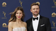 Jessica Bielová a Justin Timberlake na cenách Emmy (Los Angeles, 17. záí 2018)
