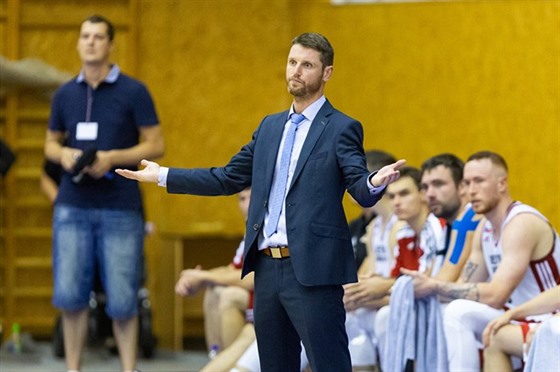 Svitavský trenér Lubomír Rika se diví.