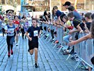 Možnost zazávodit si v běhu měly dnes děti na Staroměstském náměstí. Konal se zde 18. ročník Závodu o pohár Nadace Pražské děti. Možnost zazávodit si v běhu měly dnes děti na Staroměstském náměstí. Konal se zde 18. ročník Závodu o pohár Nadace Pražské děti.