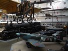 Expozice Doprava dává přehled o historii automobilů, motocyklů, jízdních kol, letectví, lodní i železniční dopravy . Expozice Doprava dává přehled o historii automobilů, motocyklů, jízdních kol, letectví, lodní i železniční dopravy .