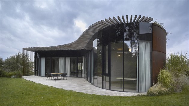 Dům ve tvaru srdce od architektky Daniely Polubědovové se stal absolutním... Dům ve tvaru srdce od architektky Daniely Polubědovové se stal absolutním...