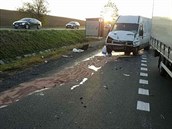 Místo nehody na pětatřicítce u Litomyšle před odbočkou na Sedliště. Místo nehody na pětatřicítce u Litomyšle před odbočkou na Sedliště.