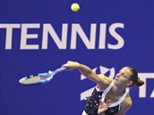 Karolna Plkov ve tvrtfinle turnaje v Tokiu.
