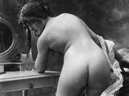 Tímto snímkem se pánové kochali ji kolem roku 1905. Jist ho vak mli peliv...