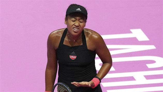 Trpc se Japonka Naomi sakaov ve finle turnaje v Tokiu.