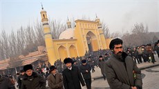 Ujgui ped meitou v Kagaru. Provincií Sin-iang v roce 2009 otásly etnické...