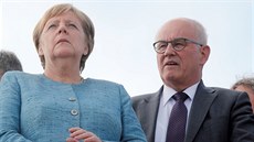 Německá kancléřka Angela Merkelová a bývalý šéf poslanecké frakce CDU Volker... Německá kancléřka Angela Merkelová a bývalý šéf poslanecké frakce CDU Volker...