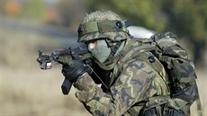 Systém živé simulace umožňuje armádě cvičit v reálných bojových podmínkách.... Systém živé simulace umožňuje armádě cvičit v reálných bojových podmínkách....