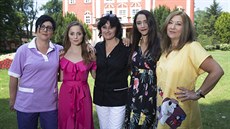 Při finále soutěže Nej sestřička 2018 se Ivana Lelkesová (uprostřed) cítila... Při finále soutěže Nej sestřička 2018 se Ivana Lelkesová (uprostřed) cítila...