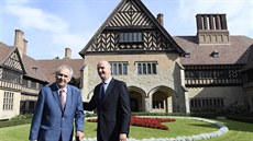 Prezident Miloš Zeman (vlevo) s ministerským předsedou Spolkové země... Prezident Miloš Zeman (vlevo) s ministerským předsedou Spolkové země...