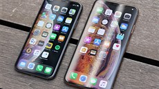 iPhone XS Max iPhone XS Max