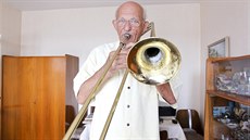 Jeden ze spoluzakládajících členů přerovského Academic Jazz Bandu Otakar... Jeden ze spoluzakládajících členů přerovského Academic Jazz Bandu Otakar...