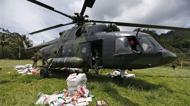 Humanitrn pomoc dov na Sulawesi armda (5. jna 2018)