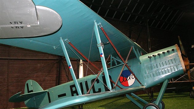 Replika letounu Aero Ab.11 v Leteckm muzeu Kbely. Replika dostala barvy stroje z dlkovho letu Vilma Stanovskho v roce 1926, dokonce je osazena peivm motorem pmo z onoho stroje (pozn.: tato replika nelt).