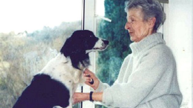 Od tajn sluby Marie Christine Chilverov odela, aby se starala o psy. Svch vlench slueb vak nikdy nelitovala.