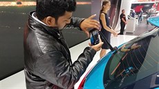 Špioni na autosalonu v Paříži Špioni na autosalonu v Paříži