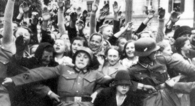 Přesně před osmdesáti lety, ve čtvrtek 20. 10. 1938, absolvoval domnělý... Přesně před osmdesáti lety, ve čtvrtek 20. 10. 1938, absolvoval domnělý...