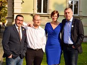 Lídři stran čtyřkoalice (zleva): Tomáš Vlček (NaS), Petr Jeník (Piráti), Jitka... Lídři stran čtyřkoalice (zleva): Tomáš Vlček (NaS), Petr Jeník (Piráti), Jitka...