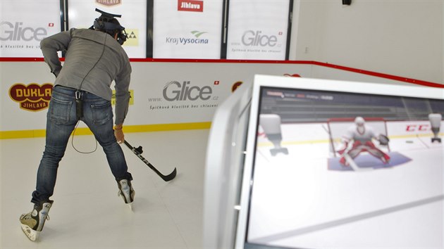 Hokejist v Jihlav mohou k trninku vyuvat nov centrum s virtuln realitou. Technologick novinka esk firmy, kterou si pochvaluj v americk NHL, je vbec prvn svho druhu v Evrop.
