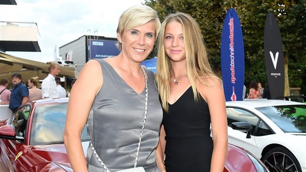 Kateina Neumannov s dcerou Luci (Advantage Cars Prague Open, Praha, 26. ervence 2018)