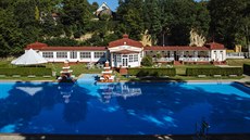 Prvorepublikové koupaliště ve Mšeně Prvorepublikové koupaliště ve Mšeně