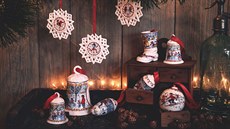 Renáta Fuíková navrhla kolekci vánoních ozdob i vánoního porcelánu.