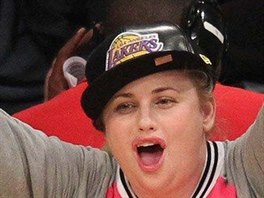 Rebel Wilson watch the Los Angeles Lakers play against the Brooklyn Nets...