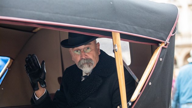 Pochod pro republiku uspořádaný k oslavám stého výročí založení Československa vyrazil od Tyršova domu na Újezdě přes Národní třídu na Václavské náměstí. (27. října 2018)