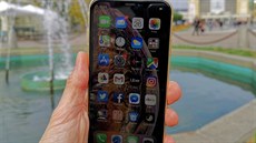 iPhone XR iPhone XR