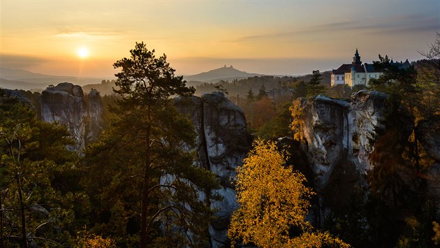 Zveme vás na virtuální výlet za barevným podzimem do Českého ráje. Fotograf Jan... Zveme vás na virtuální výlet za barevným podzimem do Českého ráje. Fotograf Jan...