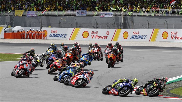 Momentka ze zvodu kategorie MotoGP ve Velk cen Malajsie.