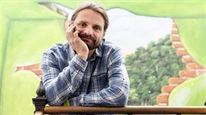 Společnost nás stresuje požadavky na výkon, tak pijeme, říká terapeut Společnost nás stresuje požadavky na výkon, tak pijeme, říká terapeut