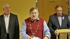 Jan Hradil (uprosted) po estnácti letech skonil jako starosta Újezdu u Brna.