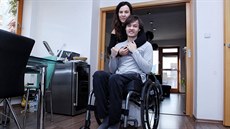 „Všechno bylo jako kdykoli jindy. Seděl jsem vzadu v lavici a najednou jakoby... „Všechno bylo jako kdykoli jindy. Seděl jsem vzadu v lavici a najednou jakoby...
