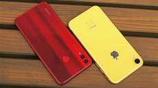 Honor 8X a Apple iPhone XR