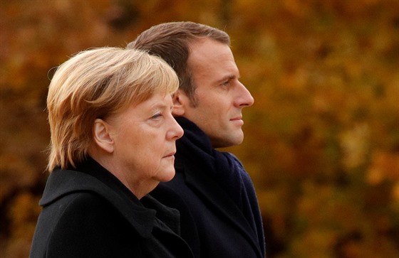 Nmecká kancléka Angela Merkelová a francouzský prezident Emmanuel Macron na snímku z 10. 11. 2018