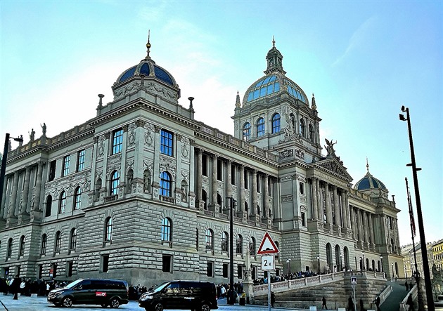 NÁRODNÍ MUZEUM V NOVÉM A VELKOU FRONTOU