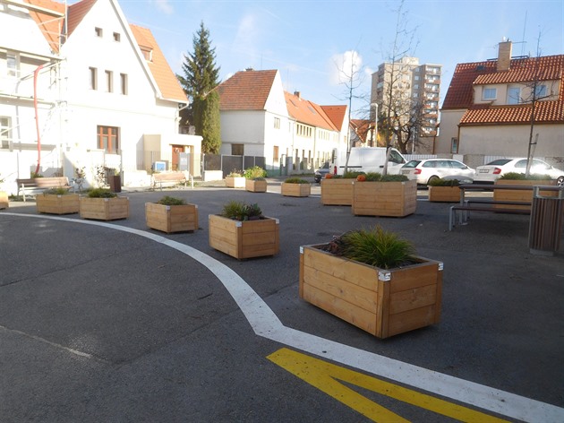 Vyřešeno: sousedské posezení a dodržování jednosměrek pro neukázněné řidiče.