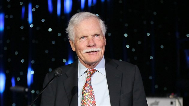 Ted Turner, zakladatel zpravodajské televizní stanice CNN Ted Turner, zakladatel zpravodajské televizní stanice CNN