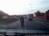Motorkář pod vlivem drog ujížděl policistům Motorkář pod vlivem drog ujížděl policistům
